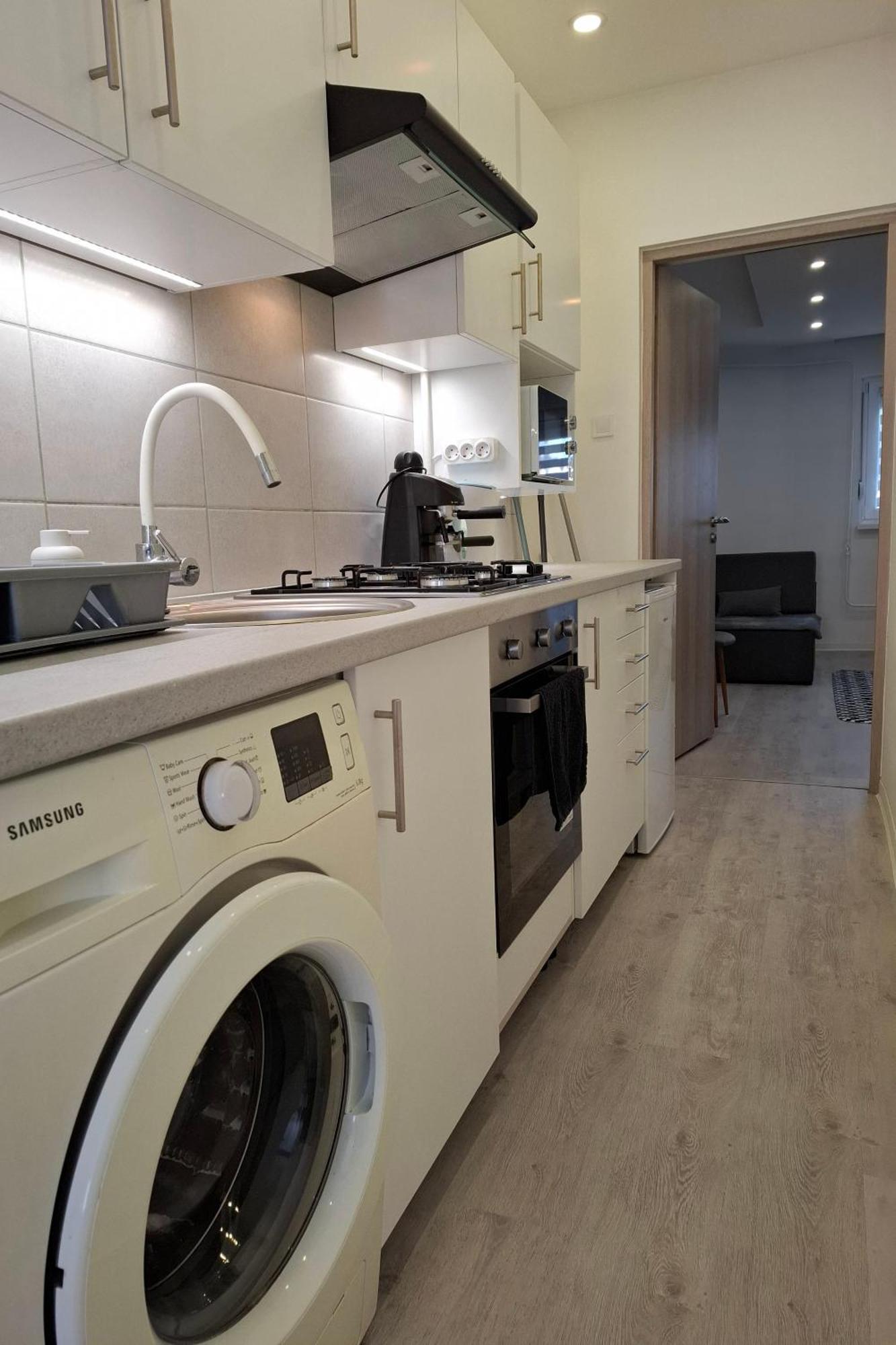 Belvarosi Apartman Self Check-In Вашарошнамень Экстерьер фото
